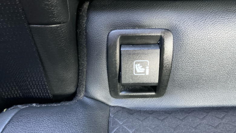 Nissan Juke 1.0 DiG-T 114 N-Connecta 5dr Petrol Hatchback